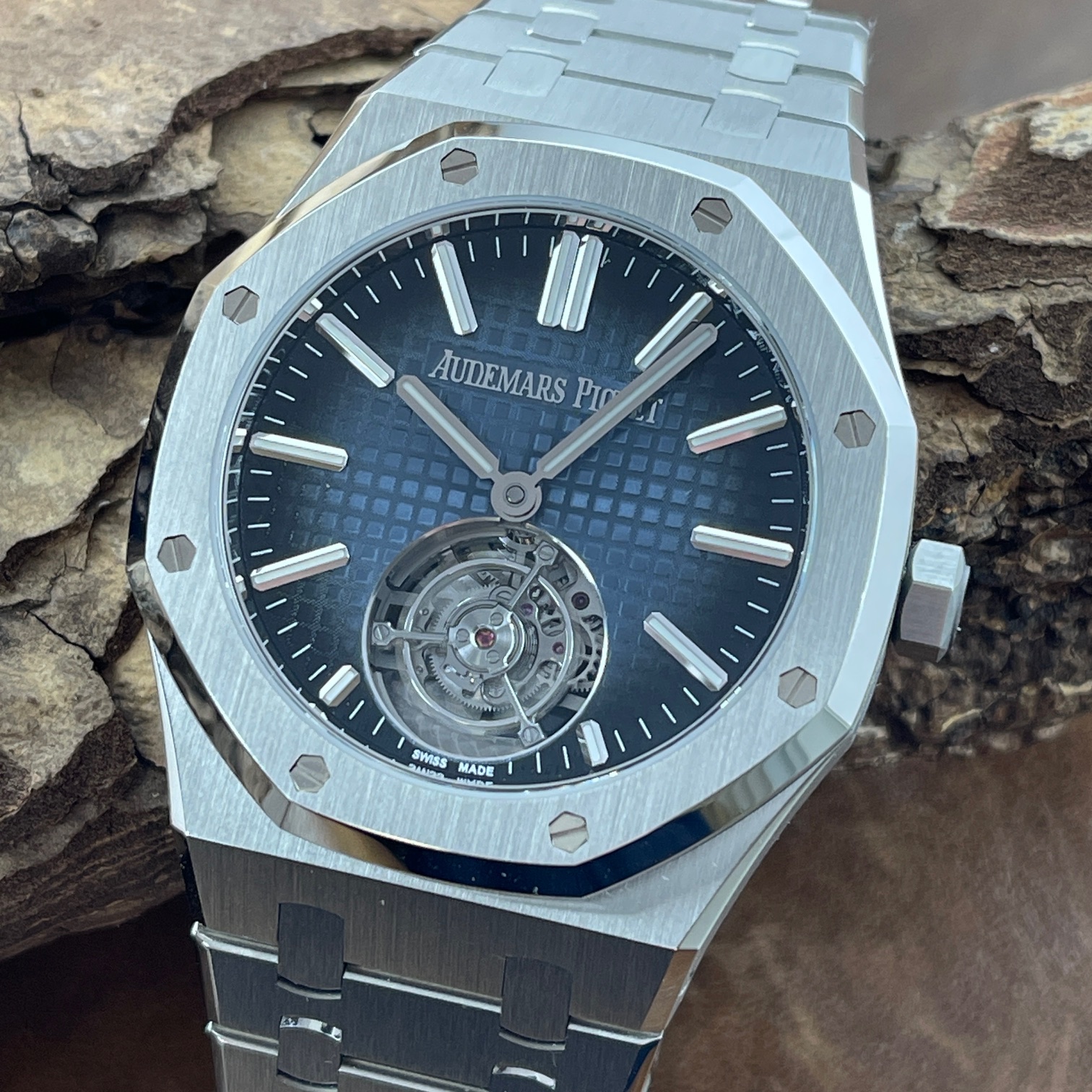 Audemars Piguet - Royal Oak FLYING TOURBILLON Automatic "50th - FULLSET 2022 - Ref. 26730ST.OO.1320ST.01