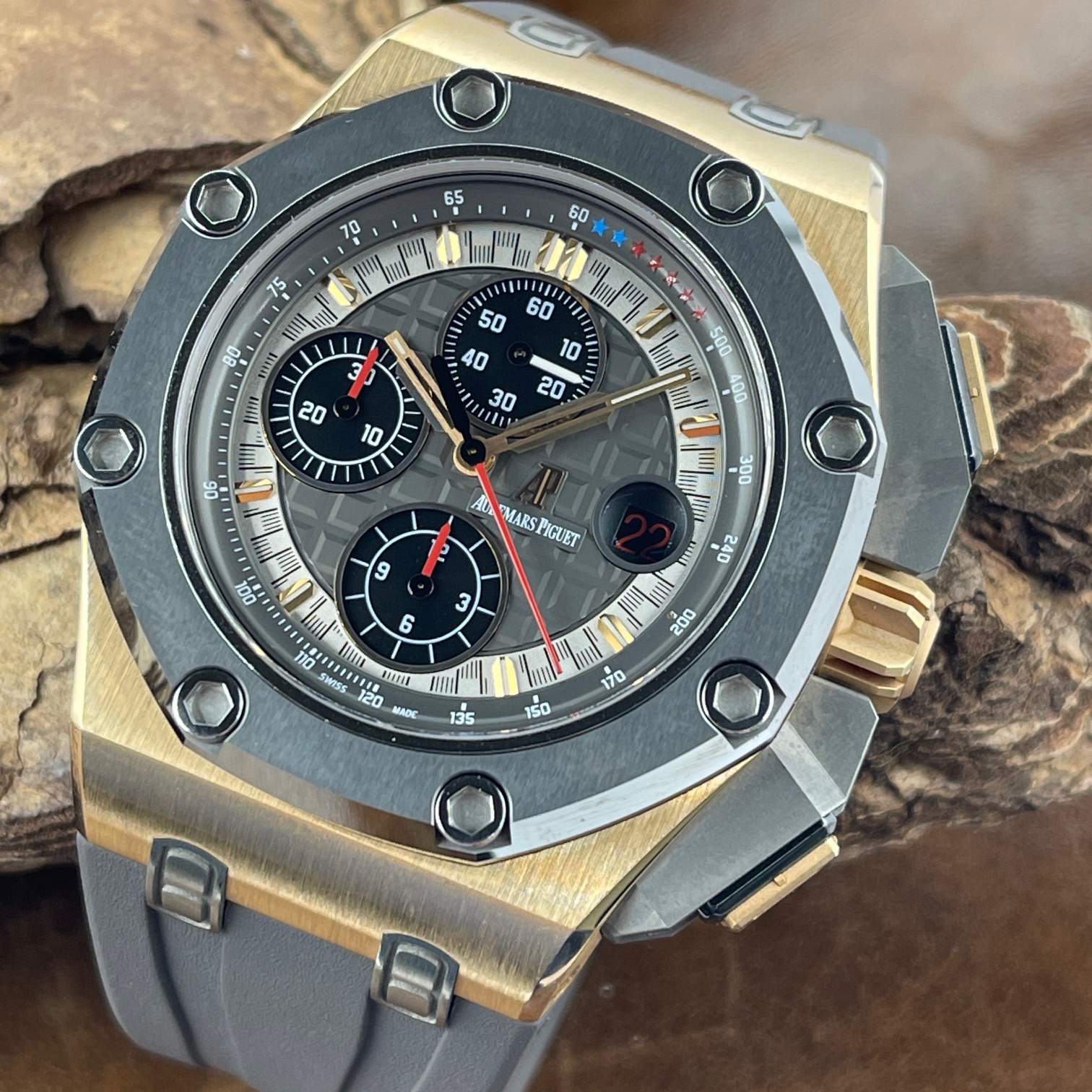 Audemars Piguet - Offshore 44mm "SCHUMACHER" Limited - Ref. 26568OM.OO.A004CA.01