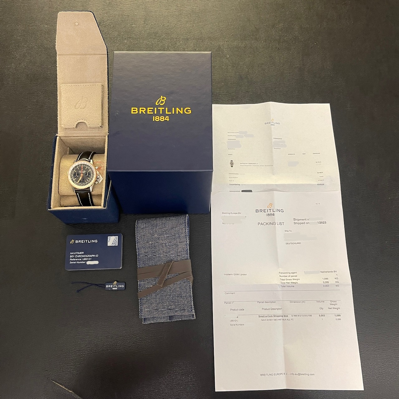 Breitling Navitimer Navitimer B01 Chrono 43 - VERKLEBT - FULLSET 2023 - REF. UB0121 UNGETRAGEN