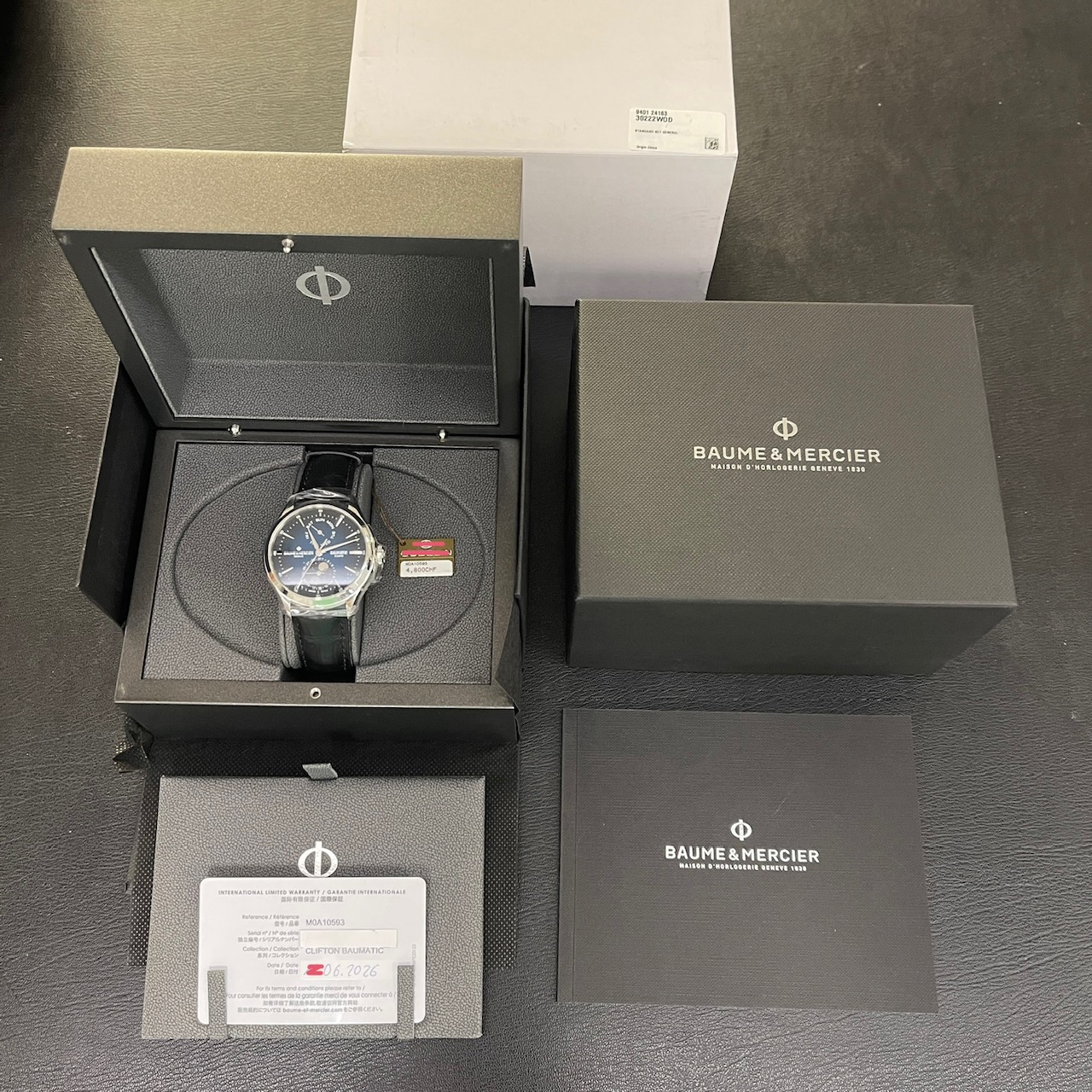 Baume & Mercier - Clifton Baumatic Mondphase - NEUWARE - FULLSET 2026 - Ref. M0A10593