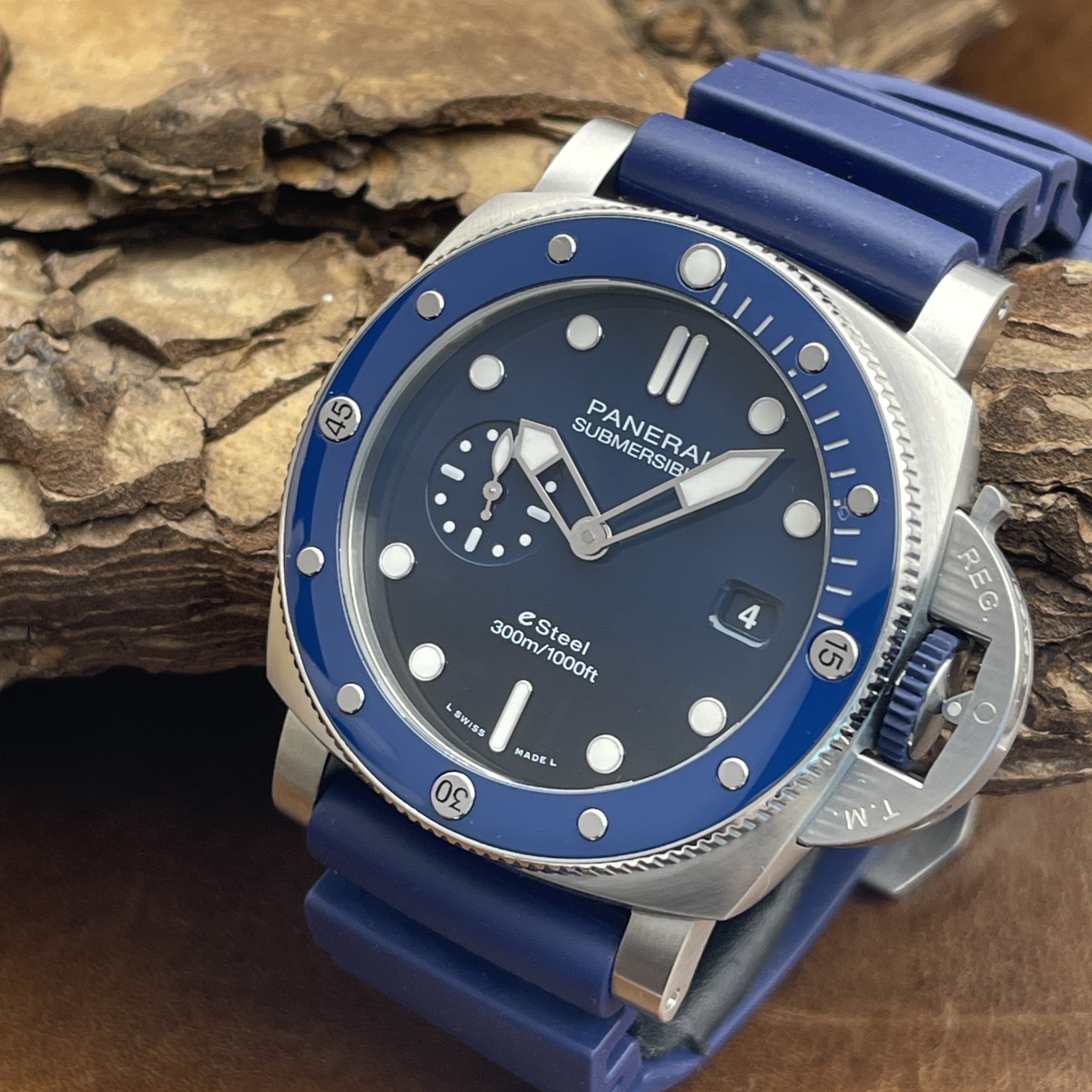 Panerai - Luminor Submersible BLUE 44 - FULLSET 2022 - Ref. PAM01289