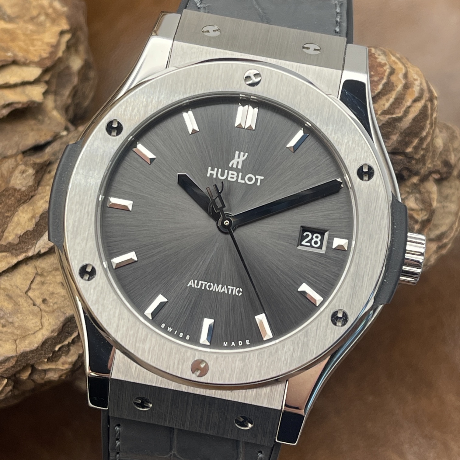 Hublot - Classic Fusion 42 Titan - UNGETRAGEN - Ref. 542.NX.7071.LR