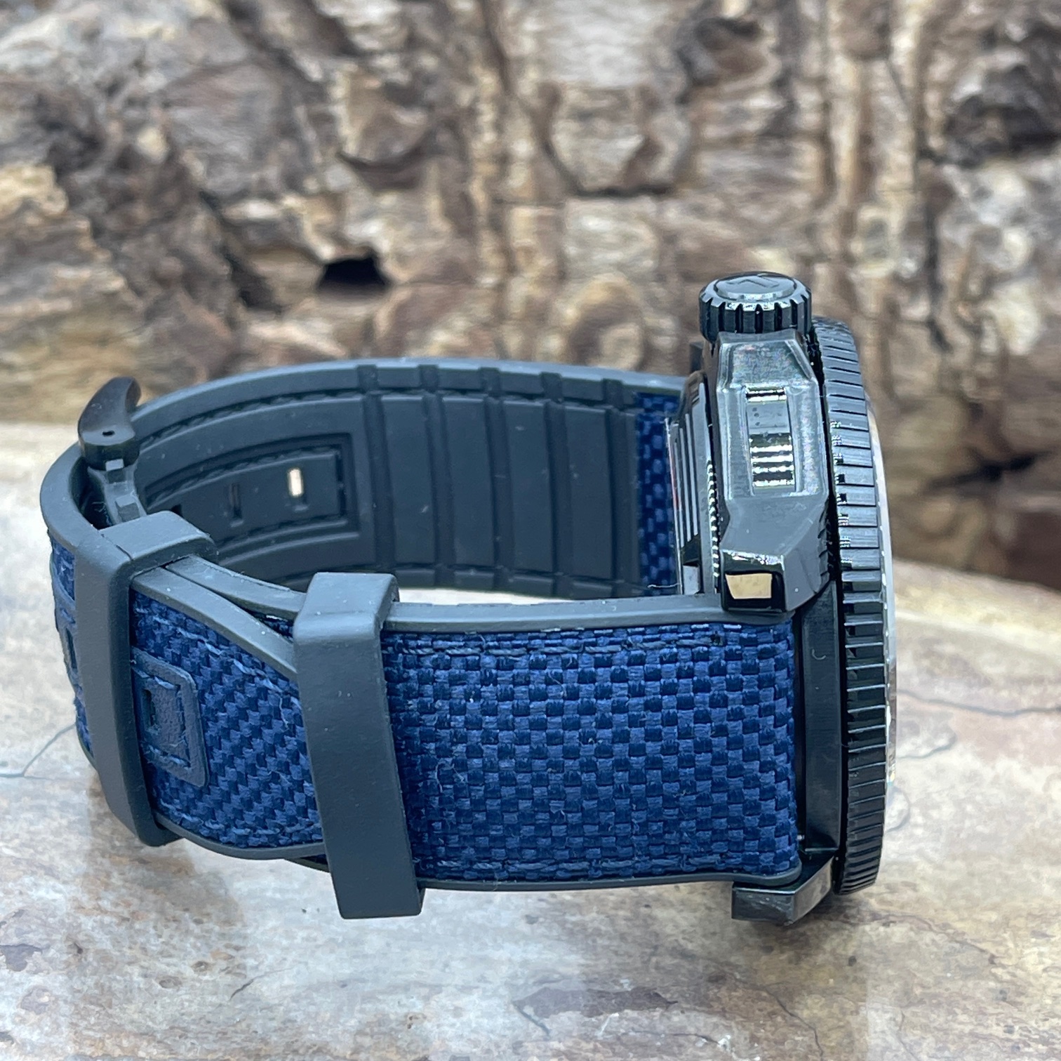 Tissot - Seastar 2000 DLC 46 - FULLSET 2022 - Ref. G2U 6Qg MR9 KDF, Sehr Guter Zustand, Neuwertig, Fullset, Stahl, Kautschuk Textilband, Armband