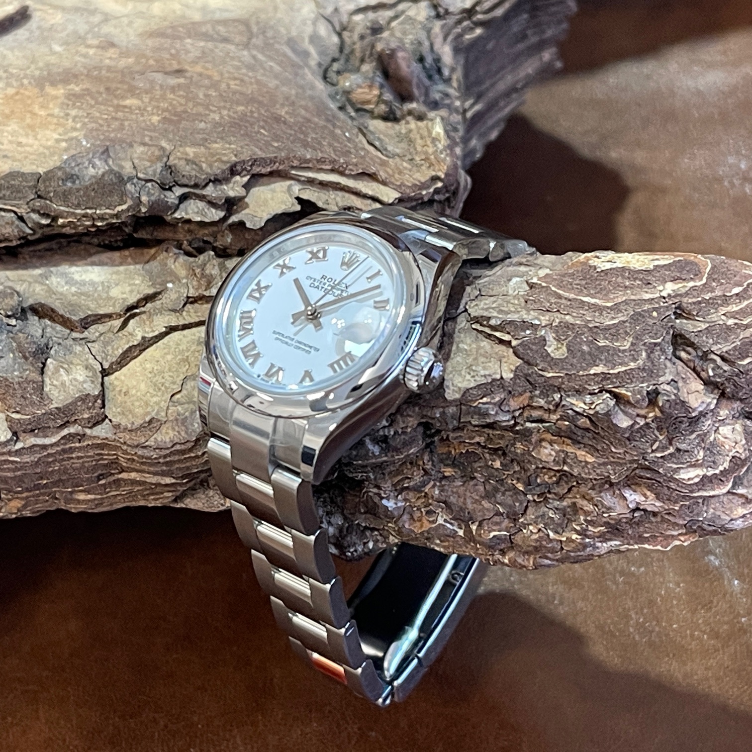 Rolex - Datejust 28 - FULLSET 2025 - Ref. 279160 - UNGETRAGEN - Stahl mit weißem Zifferblatt - Gesamtansicht der Uhr