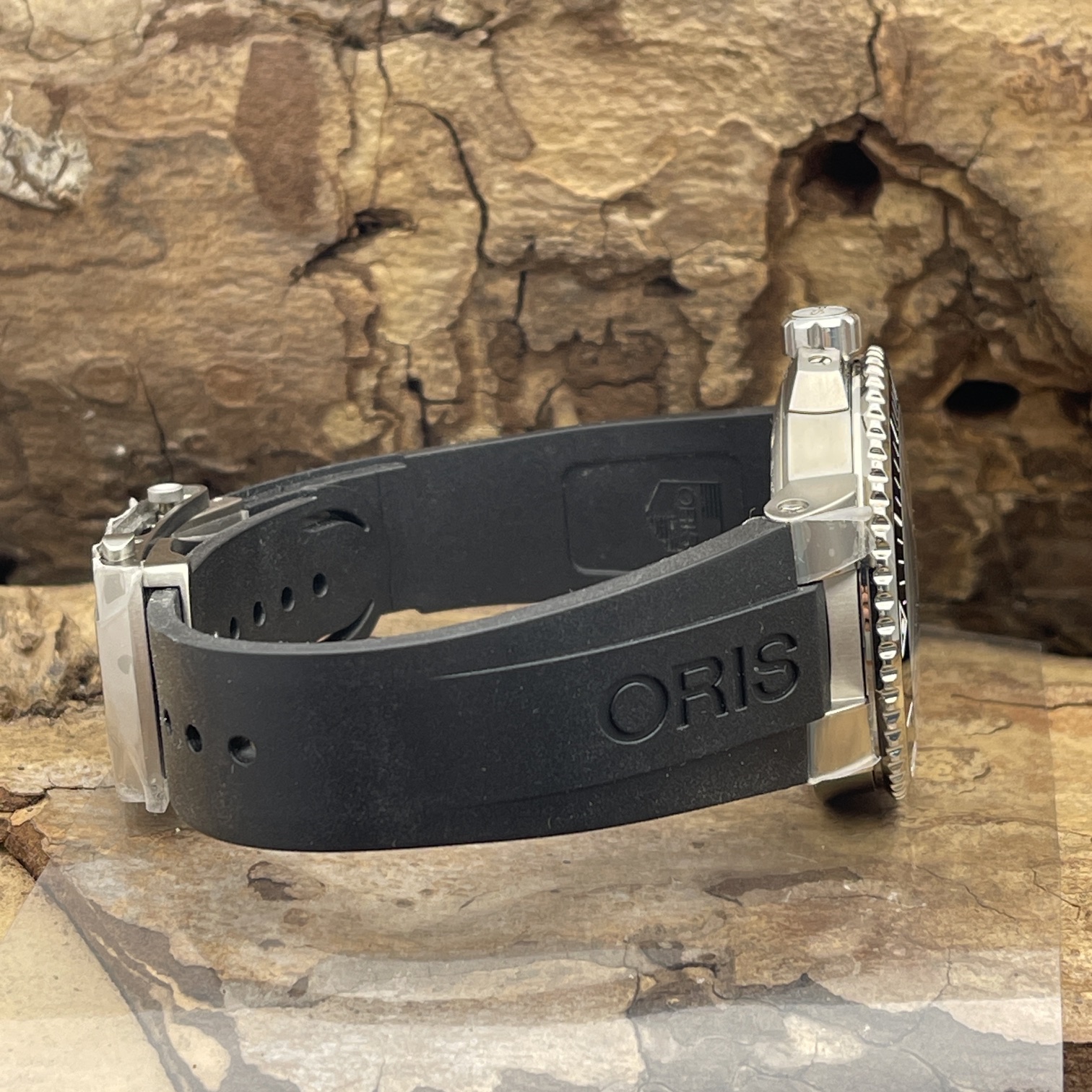 Oris Aquis Date - UNGETRAGEN - Verklebt - FULLSET - Ref. 0173377307153