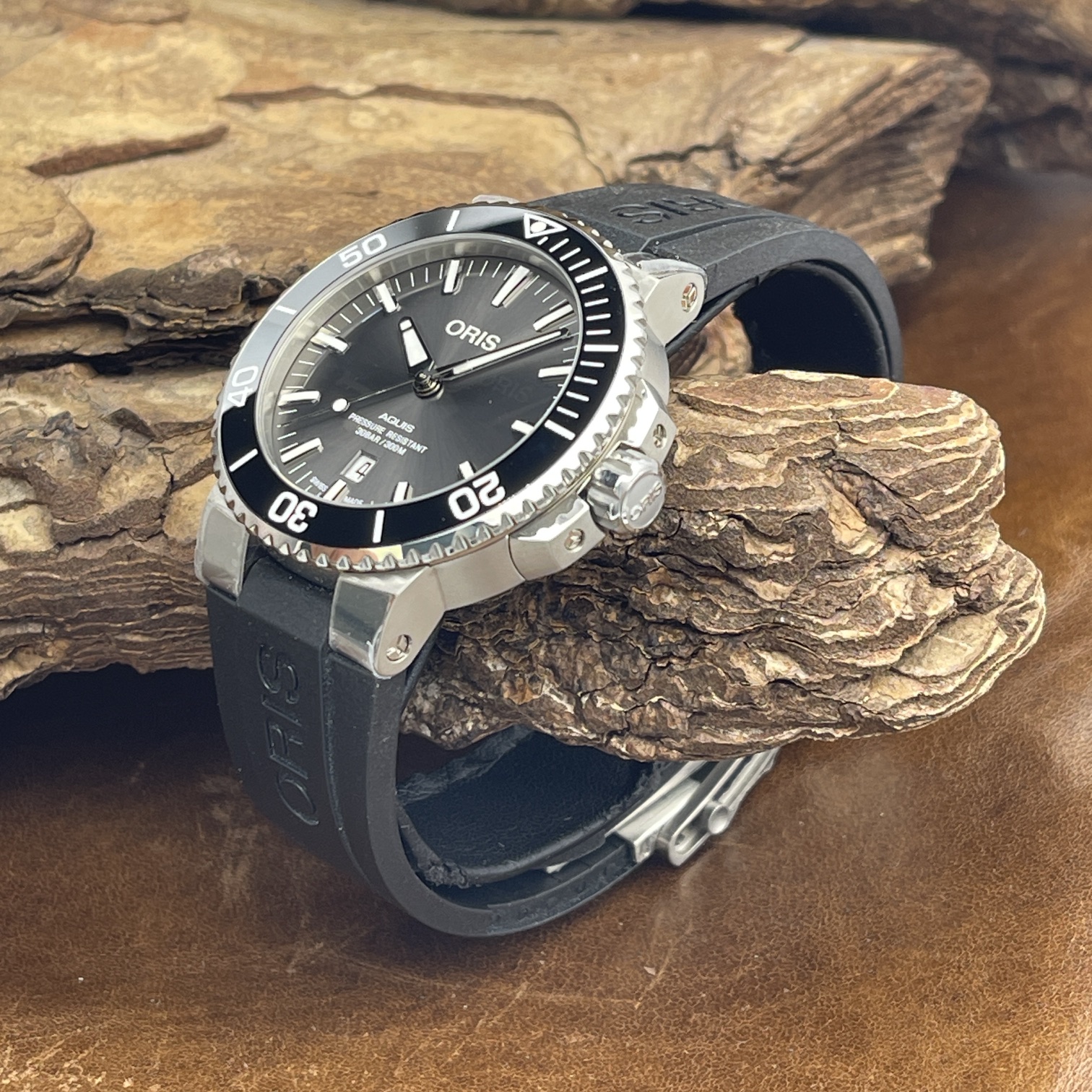 Oris Aquis Date - UNGETRAGEN - Verklebt - FULLSET - Ref. 0173377307153