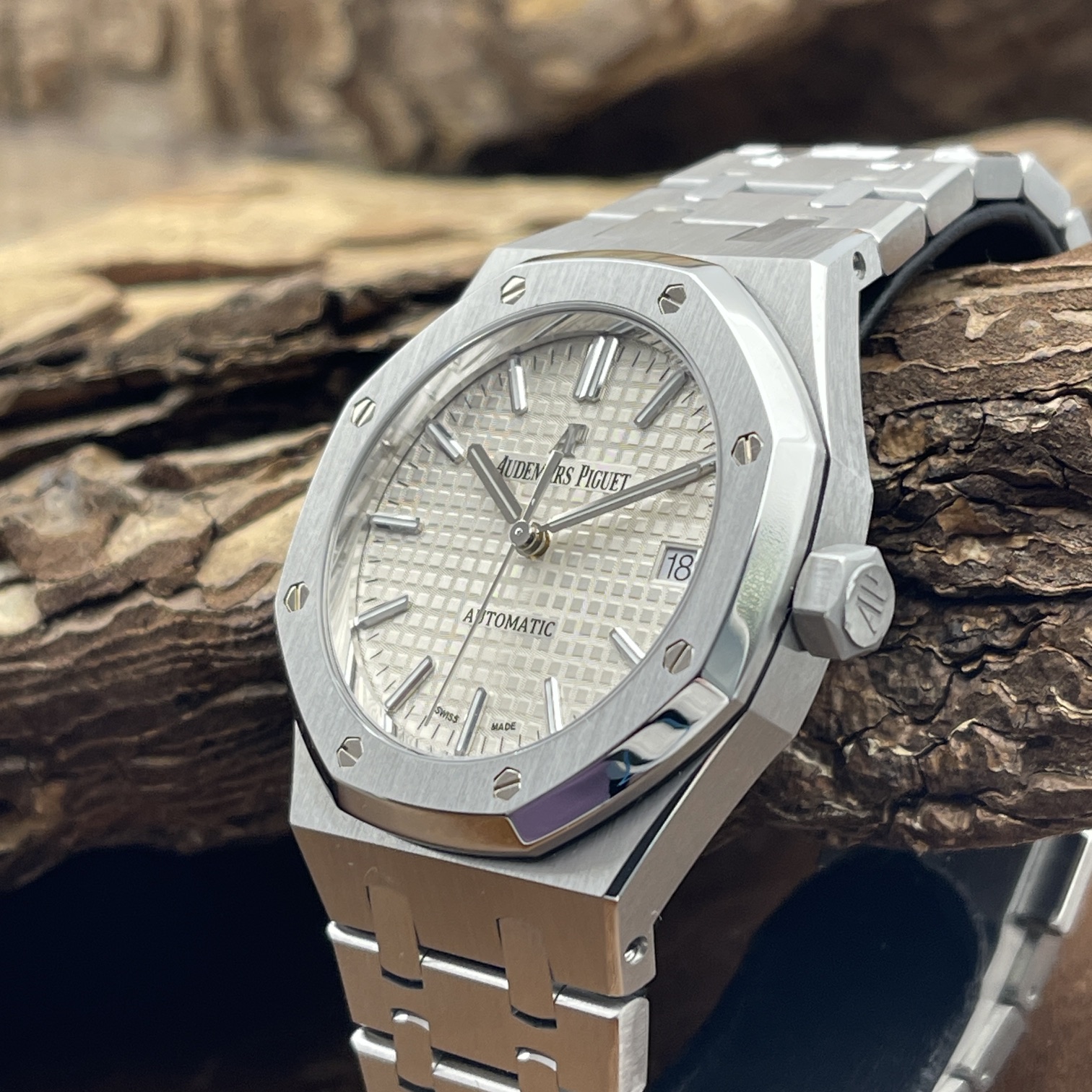 Audemars Piguet - Royal Oak 37 - FULLSET 2017 - Ref. 15450ST.OO.1256ST.01.A