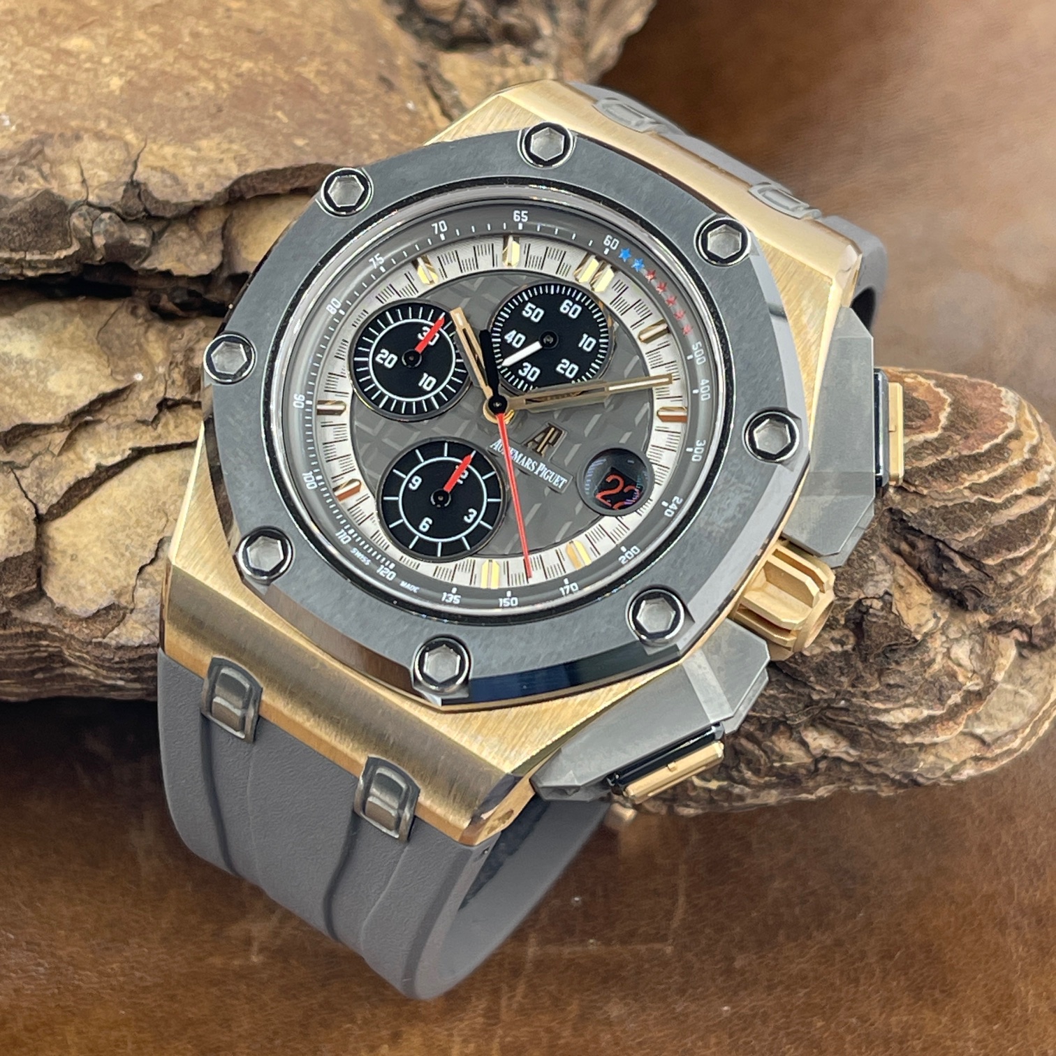 Audemars Piguet - Offshore 44mm "SCHUMACHER" Limited - Ref. 26568OM.OO.A004CA.01