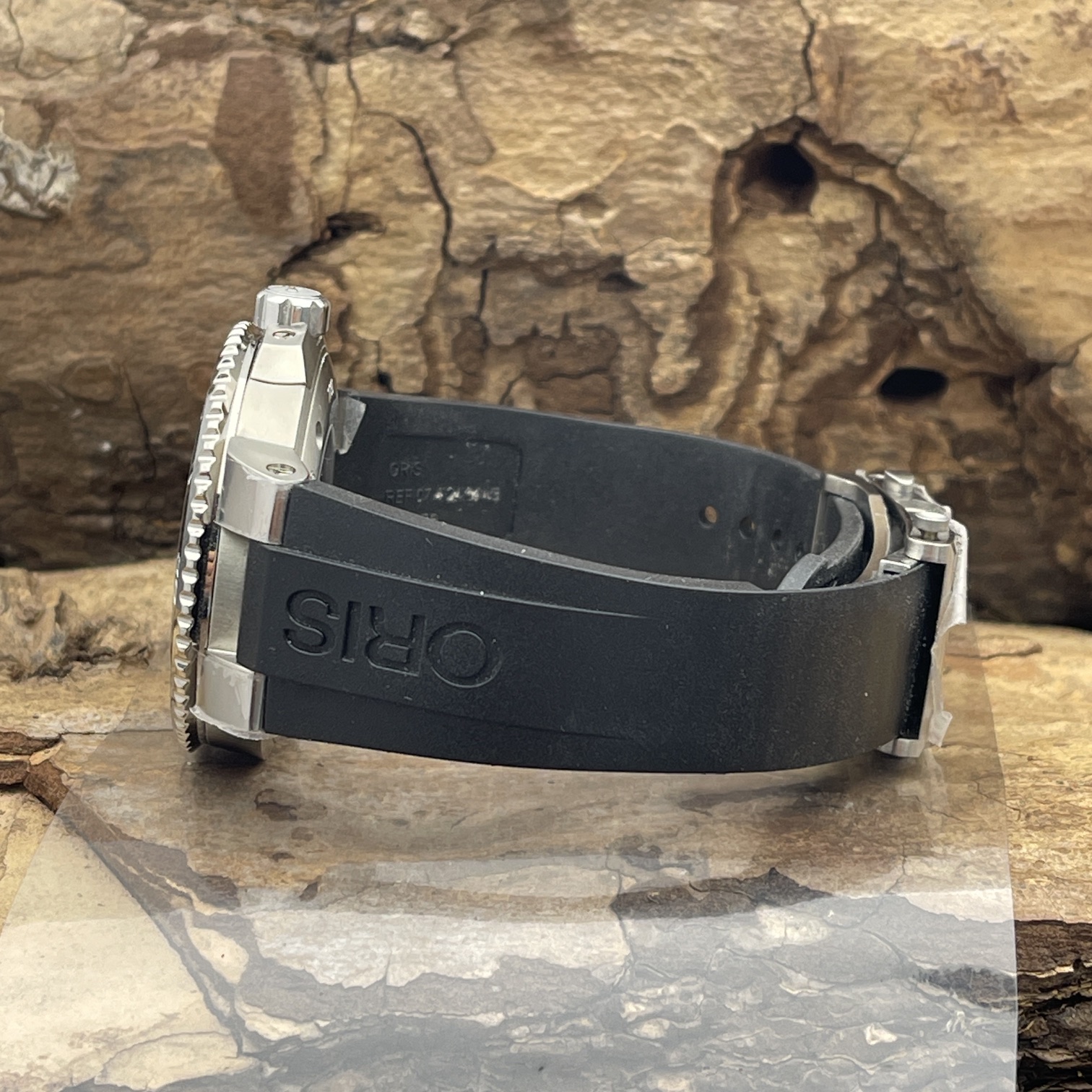 Oris Aquis Date - UNGETRAGEN - Verklebt - FULLSET - Ref. 0173377307153