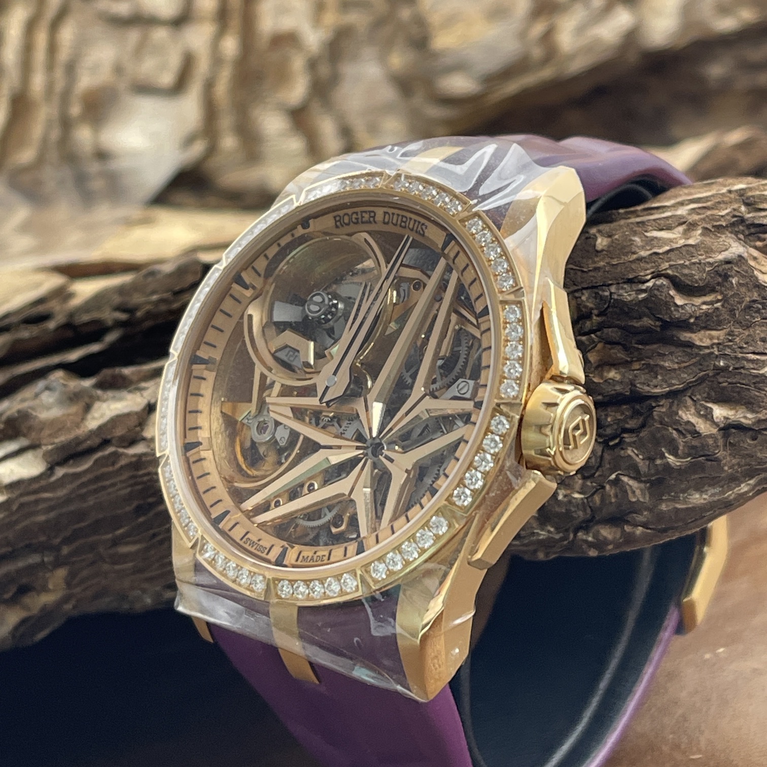 Roger Dubuis - Excalibur Monobalancier Rosé - Brillantbesatz - NEUWARE - FULLSET 2026 - Ref. RDDBEX0953