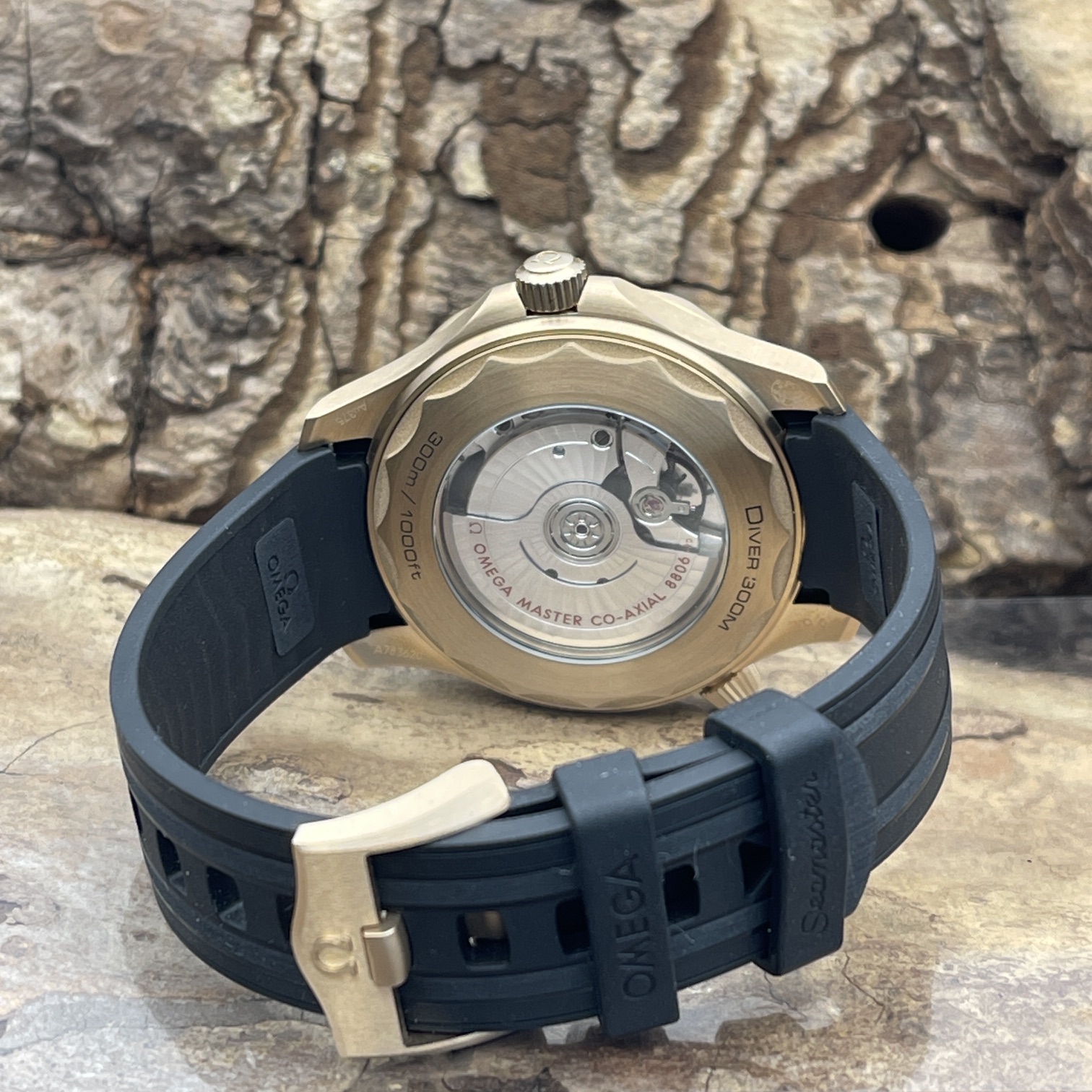 Omega - Seamaster Diver 300M Bronze-Gold - NEUWARE - FULLSET 2026 - Ref. 210.92.42.20.01.003