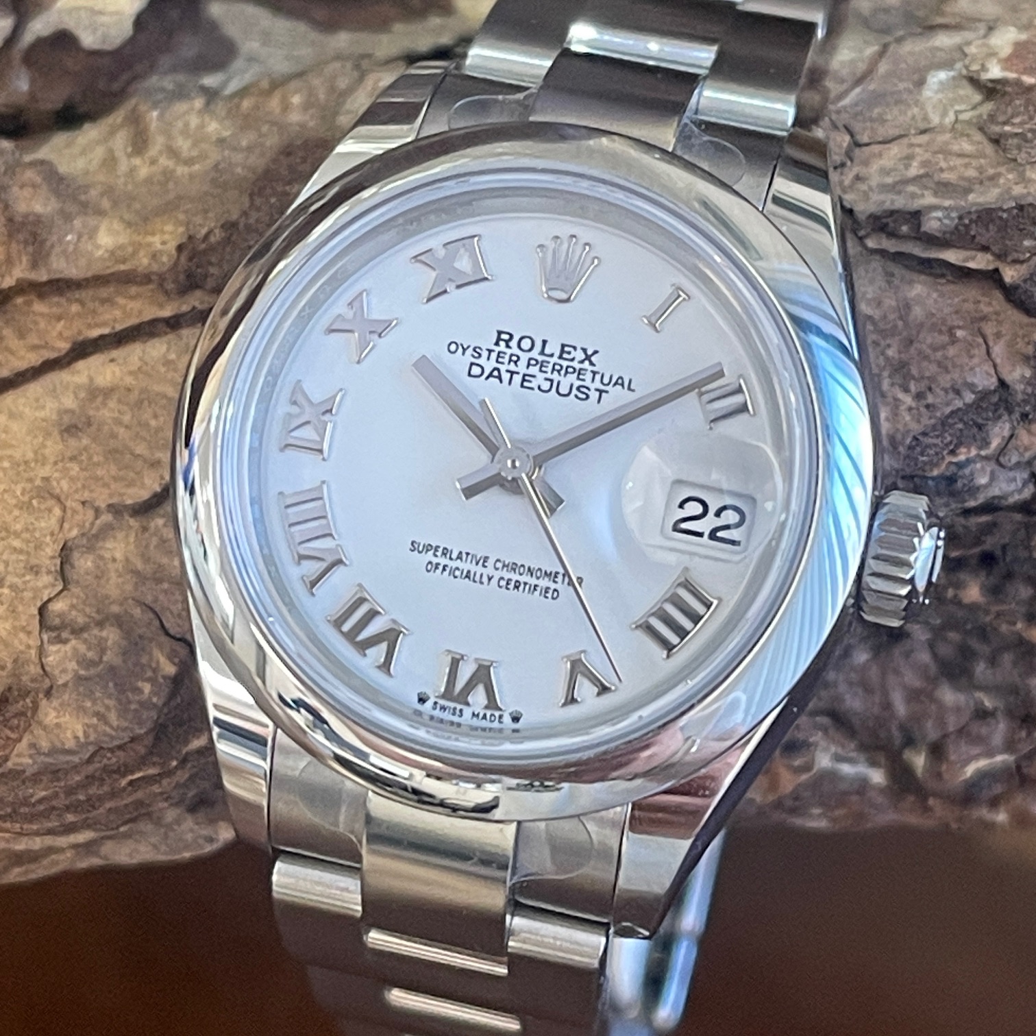 Rolex - Datejust 28 - FULLSET 2025 - Ref. 279160 - UNGETRAGEN - Stahl mit weißem Zifferblatt - Detailansicht der Uhr
