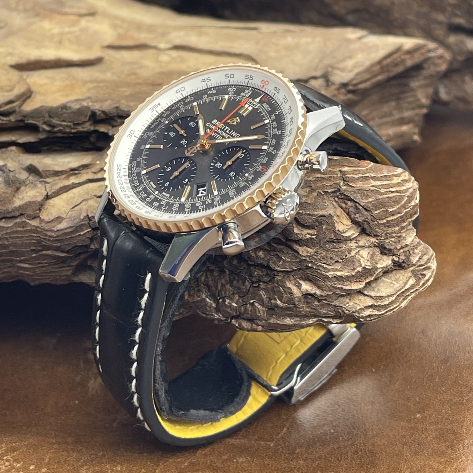 Breitling Navitimer Navitimer B01 Chrono 43 - VERKLEBT - FULLSET 2023 - REF. UB0121 UNGETRAGEN