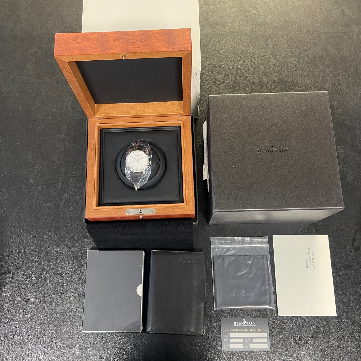 Blancpain - Villeret Quantieme Annuel GMT - NEUWARE - FULLSET - Ref. 6670-1127-55B