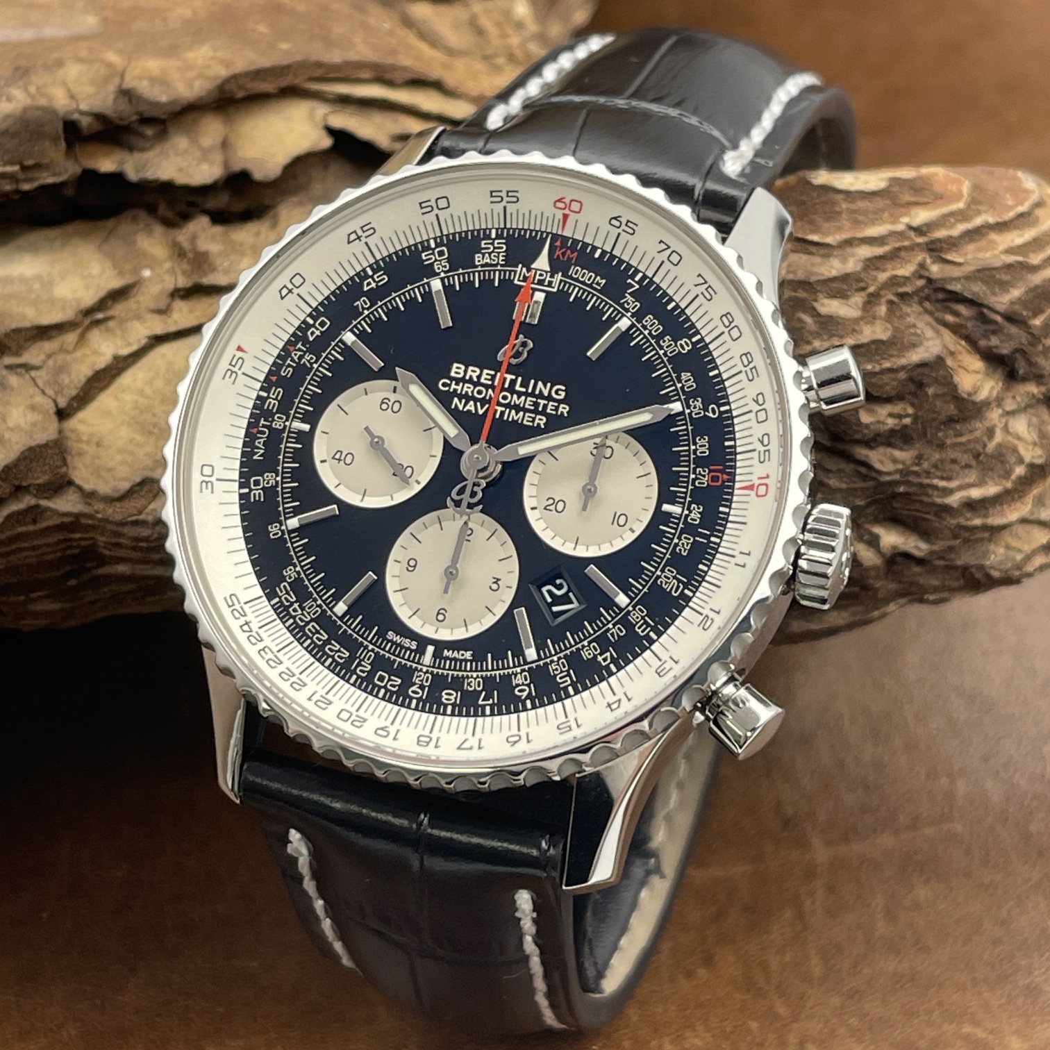 Breitling - Navitimer B01 Chronograph 46 - Full Set 2021