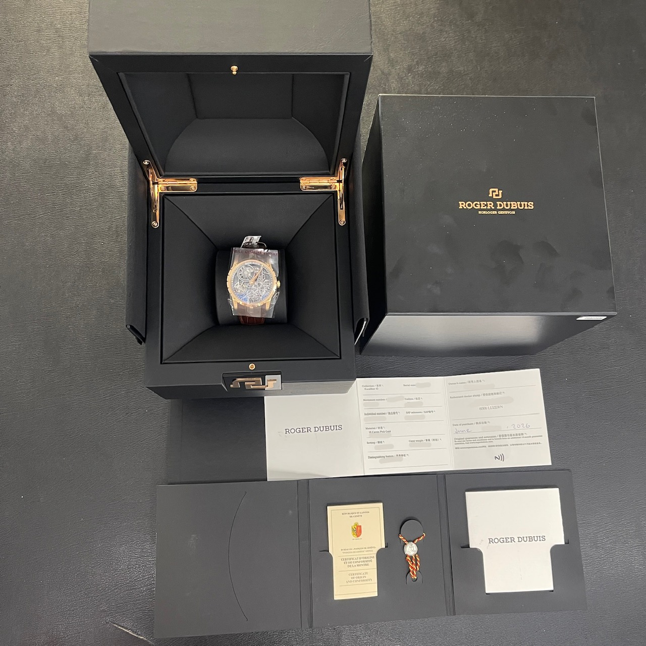 Roger Dubuis - Excalibur Monobalancier Rosé - NEUWARE - FULLSET 2026 - Ref. RDDBEX0422