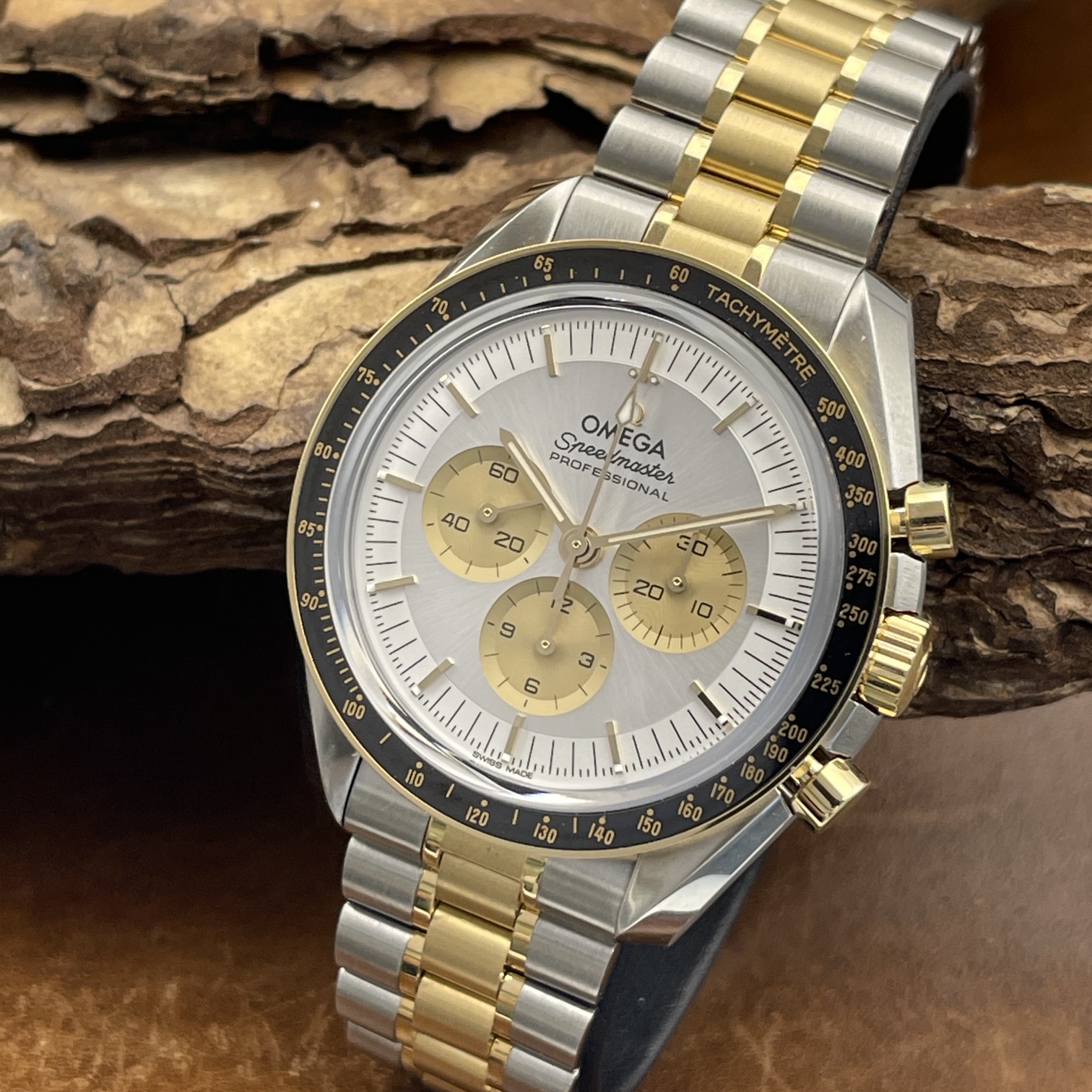 Omega - Speedmaster Professional "Moonshine" - NEUWARE - FULLSET 2026 - Ref. 310.20.42.50.02.001