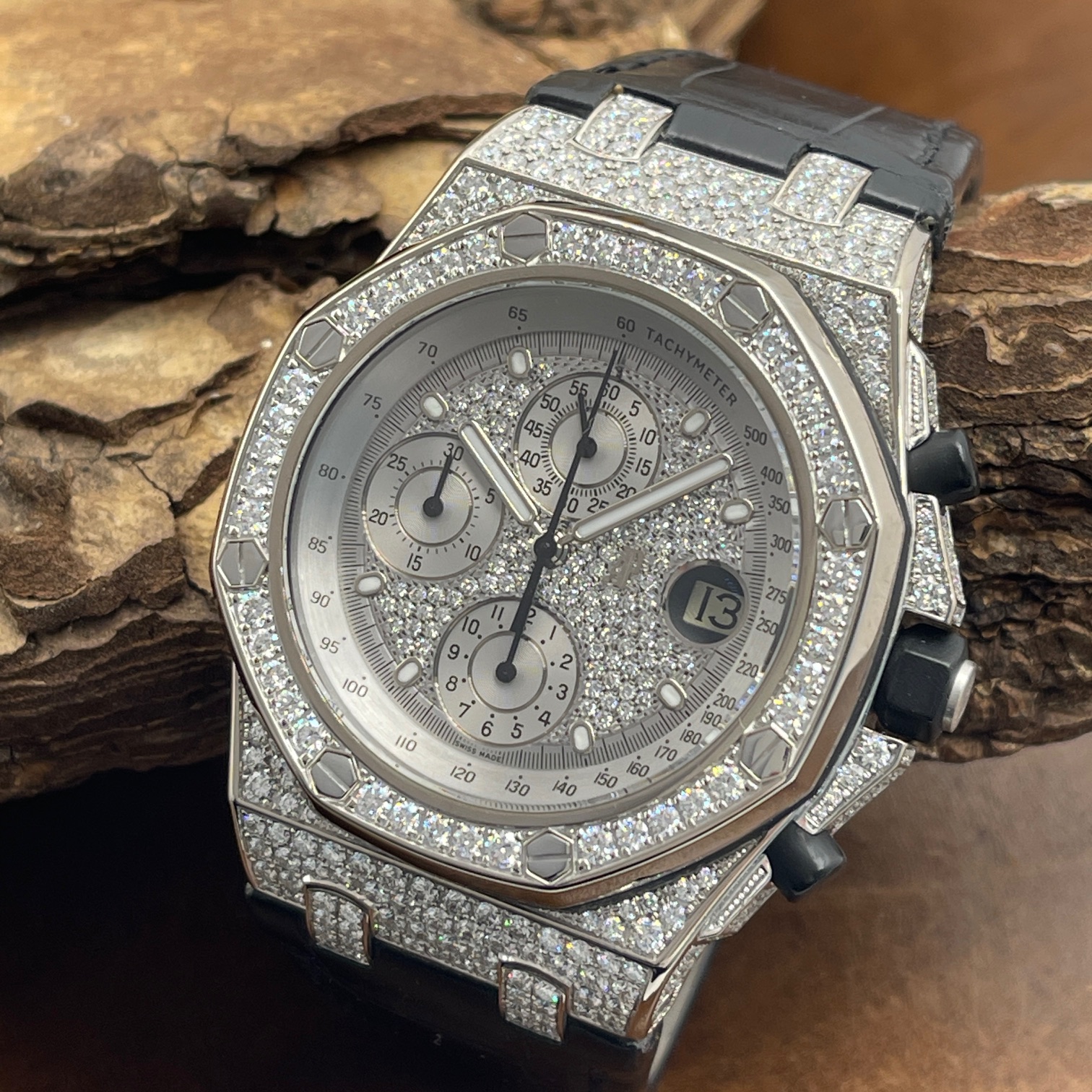 Audemars Piguet - Royal Oak Offshore Chrono - Factory Diamond - FULLSET 2008 - Ref. 26067BC.ZZ.D002CR.01