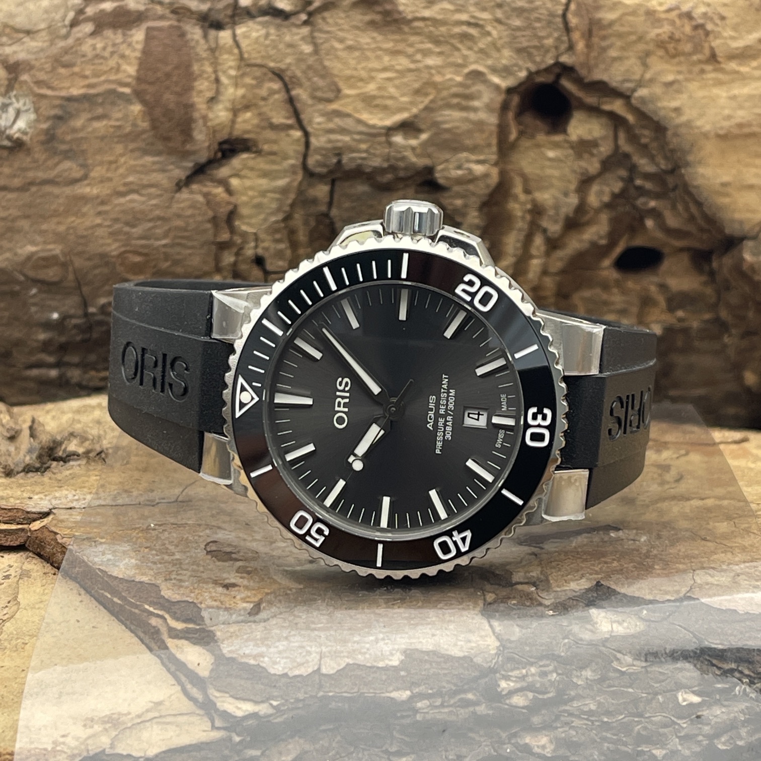 Oris Aquis Date - UNGETRAGEN - Verklebt - FULLSET - Ref. 0173377307153