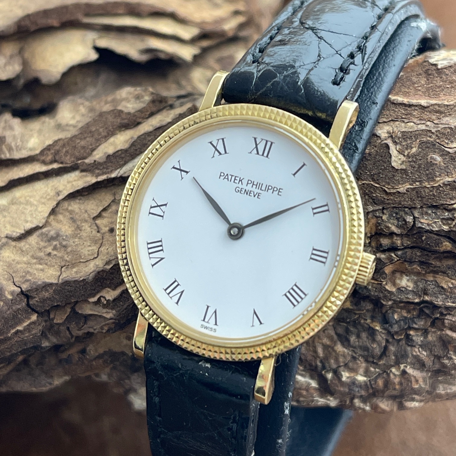 Patek Philippe - Calatrava Lady - 750er Gelbgold - Ref. 4819