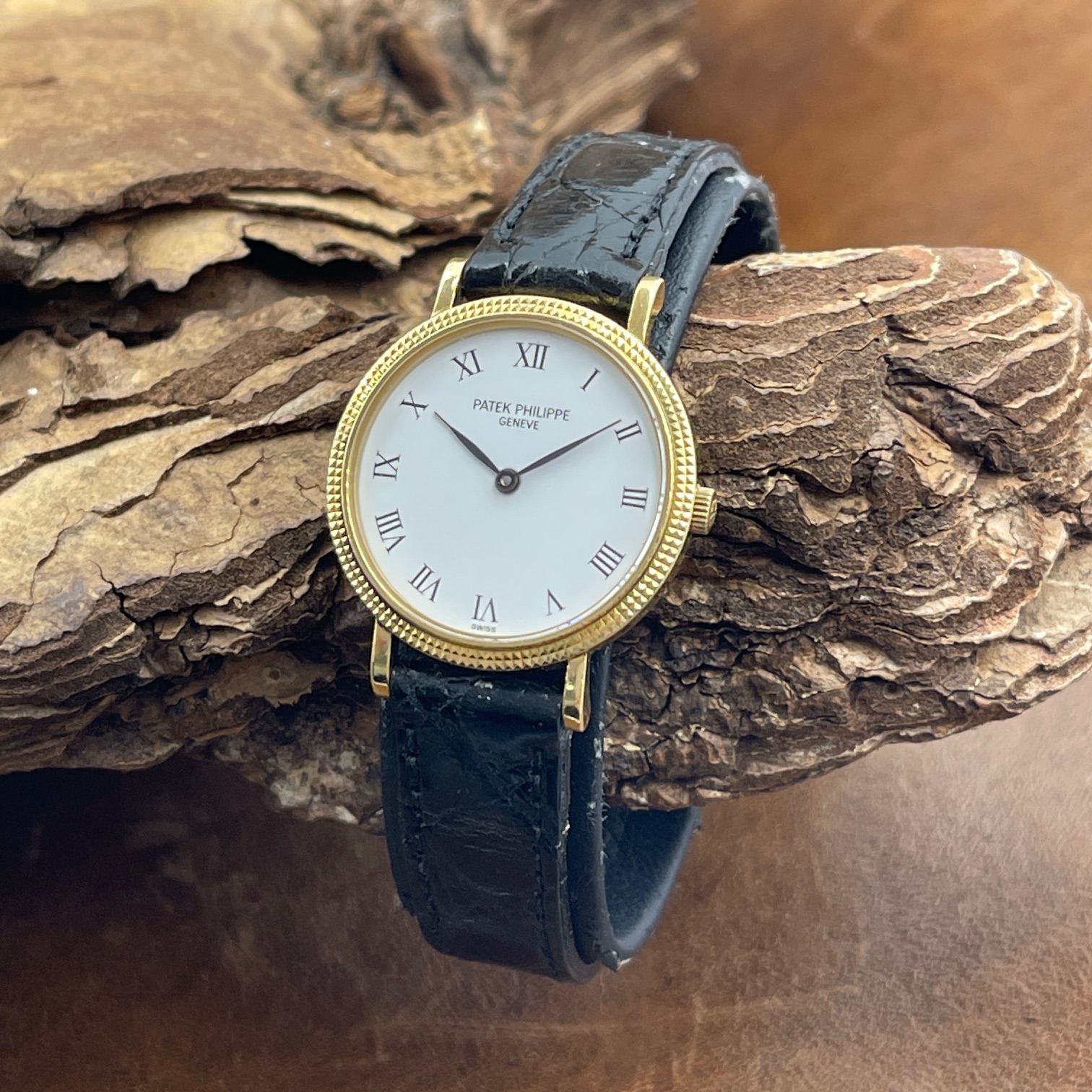 Patek Philippe - Calatrava Lady - 750er Gelbgold - Ref. 4819