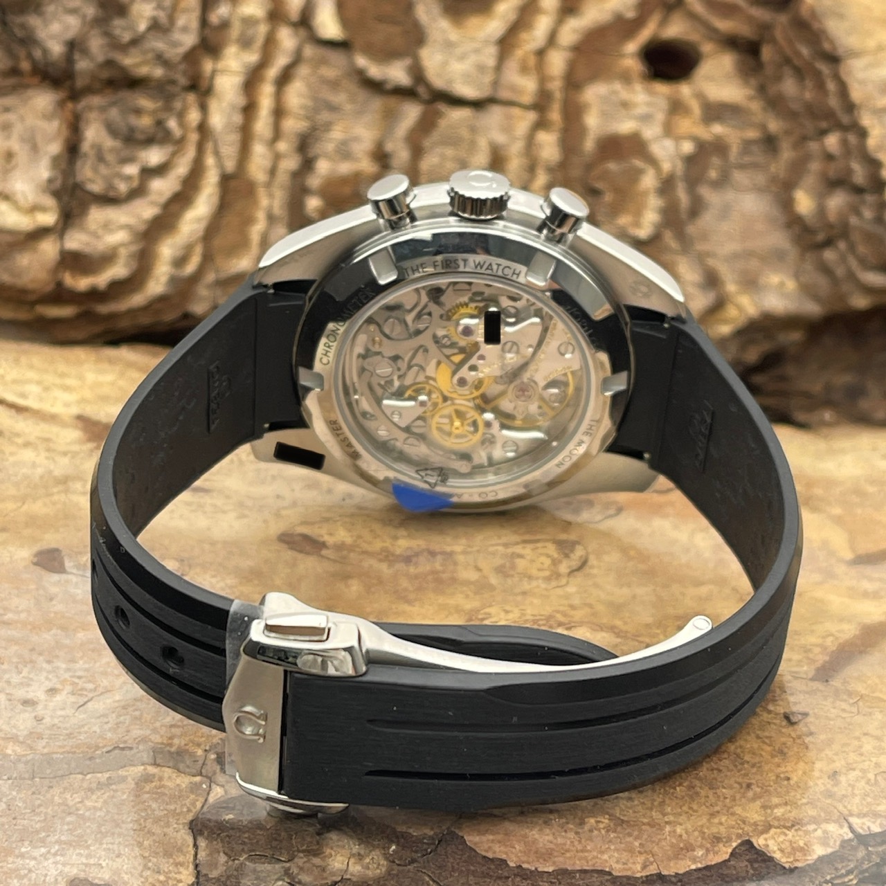 Omega - Speedmaster Professional Moonwatch Saphir - NEUWARE - FULLSET 2026 deutsch - Ref. 31032425004001